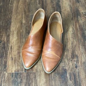 Universal Thread Cut Out Booties